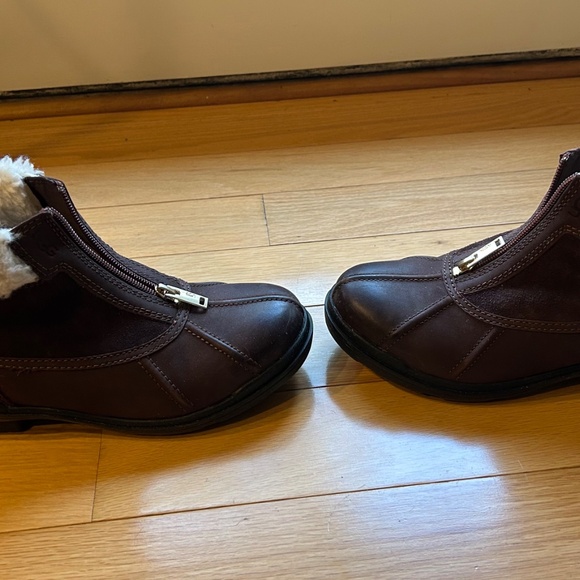 NEW Ugg Hapsburg Zip Waterproof Scotch Brown Suede Duck Boots Shoes, size 7.5 - Picture 13 of 15